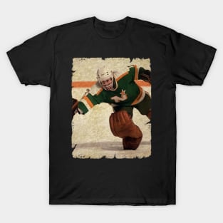 Roland Melanson, 1985 in Minnesota North Stars (4.18 GAA) T-Shirt